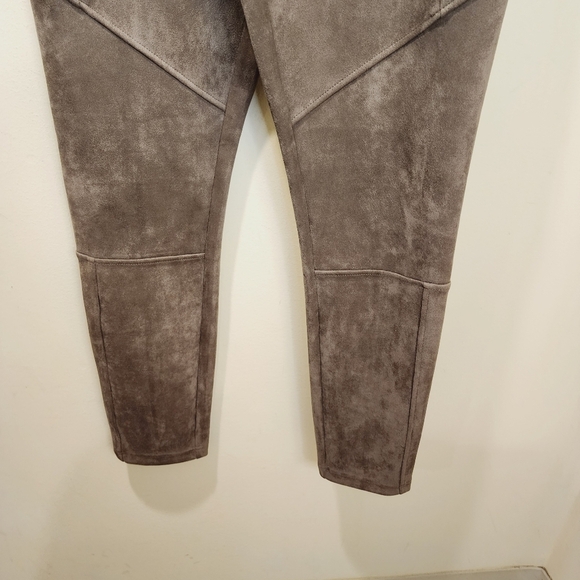 IVANKA TRUMP Women's Faux Suede Tan Pull On Slim Fit Strechy Pants Size S - Picture 7 of 11